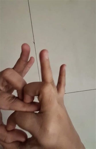 Easy to make crocodile with hands #easy#crocodile#.......