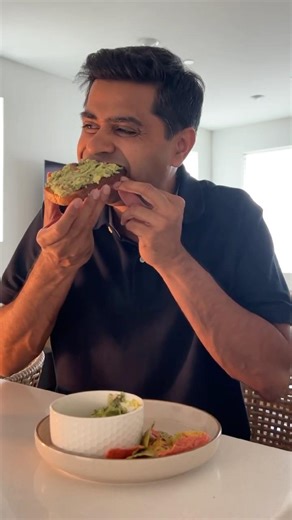 software engineer work from home life . #SoftwareEngineerLife #WFHLife #lunchtime #indianinusa