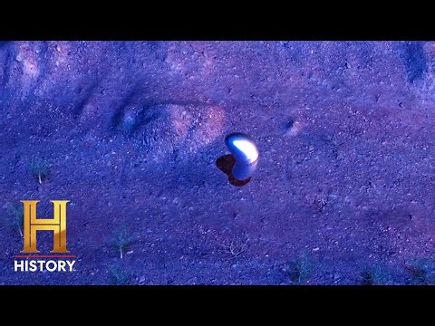 The Proof Is Out There: "Rubber Duck" UFO Flies Against the Wind (Season 4) | History