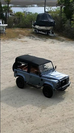 Meet the 425HP Custom Classic Land Rover Rover Defender 90 by HIMALAYA Built in the USA 🇺🇸