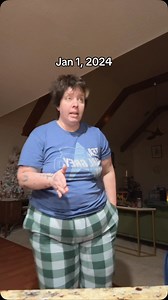 396K views · 10K reactions | I turned 40. I published my first book and it made me a best selling author. I signed a new book contract. I know a lot of things went sideways this year. But the future is unknowable. I chose to use today to celebrate how far I’ve come and how proud of myself I am. | Momma Cusses | Facebook