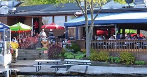 11 eateries with gorgeous waterfront views