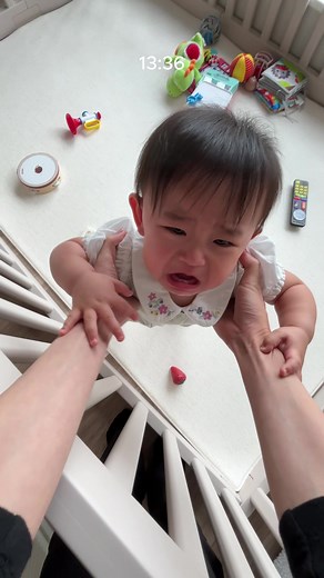 10ヶ月の双子との何もしない平日Vlog — 離乳食と育児のリアル