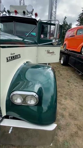 1965 Kenworth semi truck