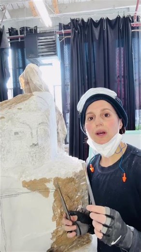 How to Start Carving Face in Marble with Traditional Tools #carvingstone #howtosculpt #stonecarving