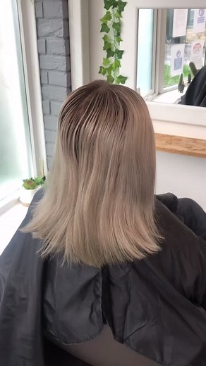 Stunning Silver Blonde Hair Highlights Tutorial by L'Oreal Paris