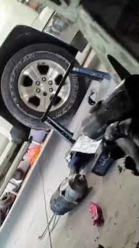 Jeep Wrangler 4.0 rear main seal leak. #autorepair #mechanic #cops #oilleakrepair