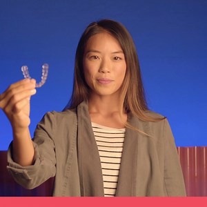 Com Invisalign® é simples assim, só alegria! Que tal você também começar a usar o nosso aparelho invisível? Vem conversar com a gente e encontrar o seu ortodontista. | Invisalign Brasil