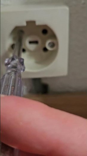 This is how a Perilex stove group/cooking group socket/socket works. #shorts #perilex #electricit...