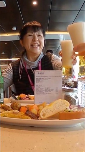 阪急交通社のMSCベリッシマクルーズ旅に行ってきた①乗船してすぐ無料ランチ食べられた #mscベリッシマ #cruises #shorts