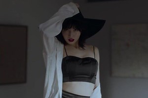 Watch: TWICE's Momo Flaunts Her Moves For "Tadow" And "Bad" Performance Video | Soompi