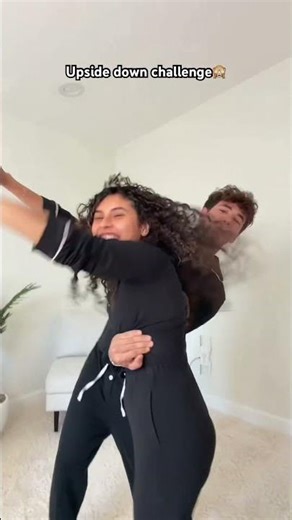 Upside down challenge ‪@JennyHoyos‬