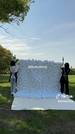 How to Create a Stunning Flower Wall for Events