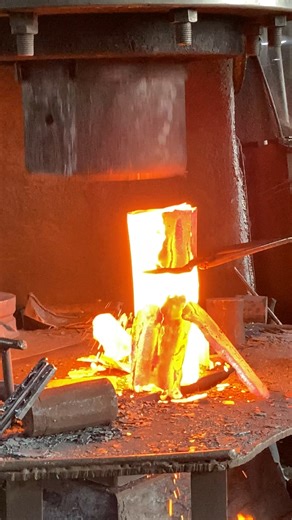 Inside the forging factory Unreal Forging Skill – From Hot Block to Perfect Shape! #forging #forge #blacksmith #fblifestyle #machine | TIM inside the factory