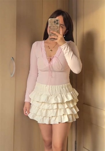 Chic Baby Pink Lace Long Sleeve Top Trend