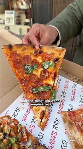 Trying Mamas Too and this place is making some of the best pizza and sandwiches! 🍕🔥 #pizza #nyc