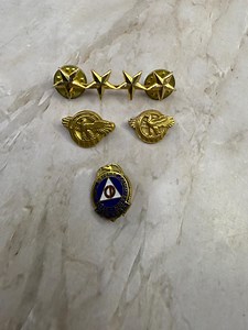 Set of Vintage Military Pins Lot - Etsy Canada