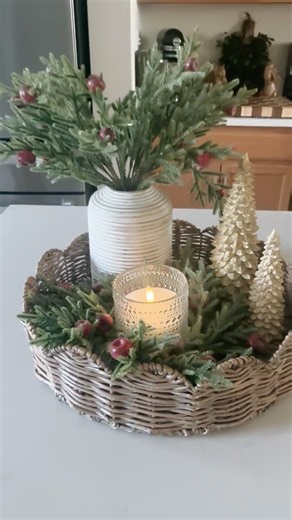 ✨ A little holiday inspiration, styled with intention. ✨