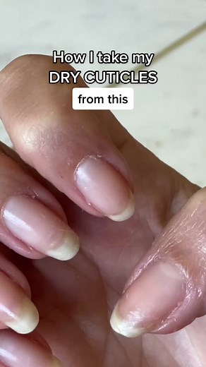 Did you know that Organic Black Castor Oil helps strengthen thin and fragile nails and moisturizes cuticles, making them easier to cut or push back? 😍 Black Castor Oil is rich in nourishing fatty acids and vitamin E, making it the perfect oil to boost healthy nail growth! #skyorganics #blackcastoroil #certifiedorganic #nailtreatment #cuticletreatment #nailgrowth #healthynailtips