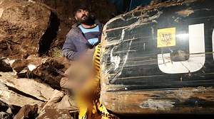 J-K: हाइड्रोइलेक्ट्रिक प्रोजेक्ट की साइट पर लैंडस्लाइड, JCB चालक की मौत
