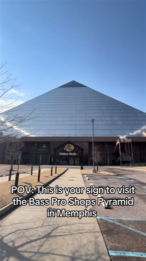 This is your sign to visit the Bass Pro Shops Pyramid in #Memphis! It’s seriously so cool, and has its own elevator, hotel, and restaurant! #hotels #pyramid #memphistn #tn
