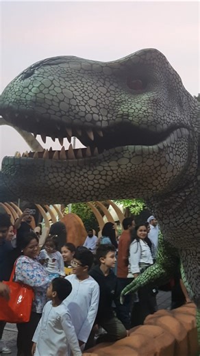 Dinosaur Show at GardenGlow Dinosaur Park 🦖 #GardenGlow #DinosaurPark #DinosaurShow #TyranosaurusRex