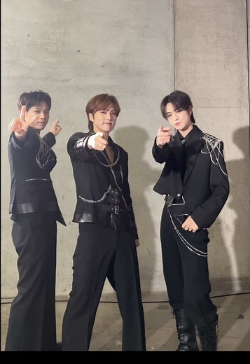 INI LOUD: 尾崎匠海、木村柾哉、佐野雄大のパフォーマンス