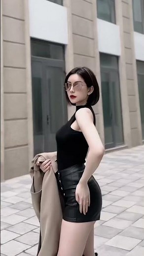 Fur coat + boots perfect harmony #fashion #trends #leather #highboots