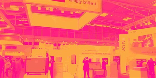 nLIGHT, Custom Truck One Source, Richardson Electronics, Plug Power, and Methode Electronics Shares Plummet, What You Need To Know