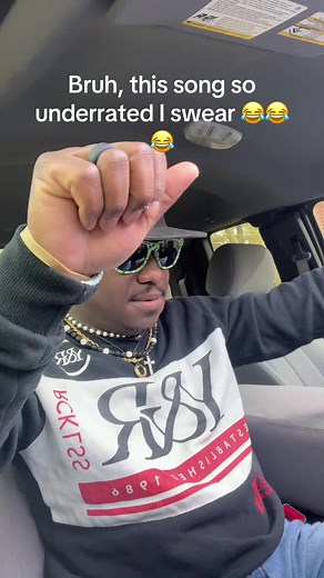 Discover the Underrated Hits of the 90s and 00s