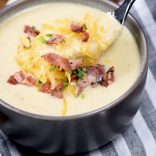 303K views · 132 reactions | I think SLOW COOKER CAULIFLOWER CHEESE SOUP is so amazing! I love all the flavor and how simple it is to make! It's one of my go-to soups! RECIPE-->https://realhousemoms.com/slow-cooker-cauliflower-cheese-soup/ | Real Housemoms | Facebook