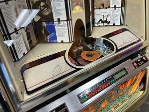 Rock Ola Legend Jukebox Power Supply Repair - Machine Won't Turn On!