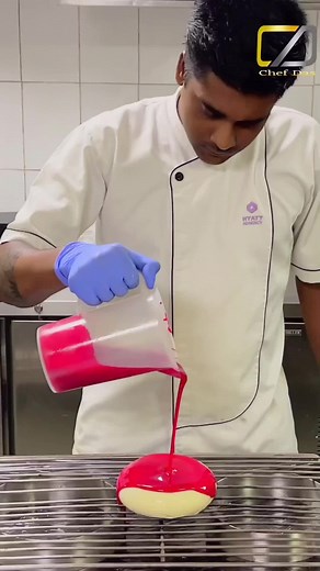 Learn the Perfect Mirror Glaze Recipe for Stunning Cake Decorations