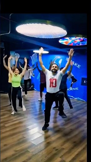 🔥 Chattri Bhangra Tutorial 💃🕺 Easy Dance Steps | Geeta Zaildar Song 🎶 #Shorts