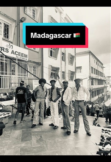 #GerantChallenge #pepekallé Madagascar Represent 🇲🇬 DC: @Fefe 💋 On adore trop la chore , on a rien changé 😍🙈 @Hajaina Saison 2 @Judah Rihanno @楚哲瀚 @Xaris Fahasoavana