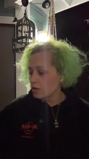 🧟‍♀️Zombie Smooches💋 (@zombiesmooches)’s videos with original sound - 🧟‍♀️Zombie Smooches💋