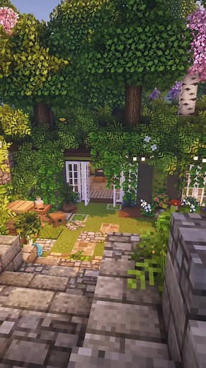 A tour of my underground house 🍓🌷🩷 ⚠️TUTORIAL now posted via my YouTube (link in my bio) ⚠️ Thankyou so much for helping me reach 4k and for all of you who have been supporting me by downloading my world's and commenting and liking my work 🩷 #minecraftbuilds #undergroundhouse #mc #minecraft #cottagecore #minecraftbuildshowcase #aesthetic #fairytale