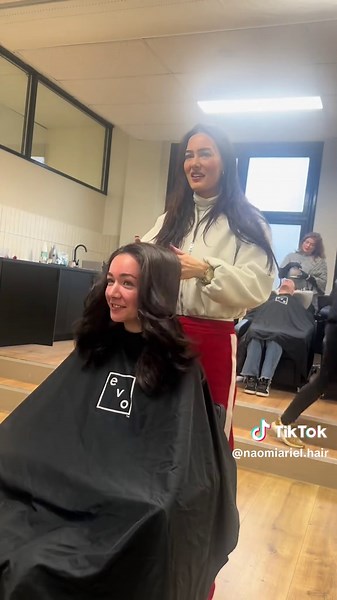 Bad Bitch Moves: Ontdek Naomi Ariel Hair Stijl