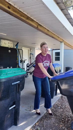 STARTING TOMORROW 🚛 Important for Horizon West residents: Orange County Utilities is updating curbside collection days for trash, recycling, yard waste, and bulk pickup. Your pickup day may change, even though service remains weekly. Knowing your new schedule helps avoid missed pickups once the new routes begin. 🔎 Check your updated collection days at ocfl.net/CollectionSchedule. Need help? Call the Solid Waste Hotline at 407-836-6601 or email Solid.Waste@ocfl.net. | Horizon West Happenings