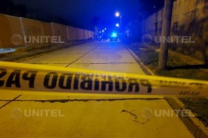 Pericia balística apunta a un cruce de fuego en el caso del extranjero acribillado en Santa Cruz