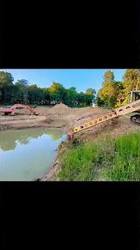 The 1960's Called They Want Their Gradall Back Still Moving Dirt! #heavyequipment #excavator