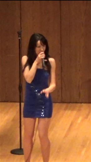 When the Sassy Gals take the stage, you know it's a party! 💃🇺🇸🇸🇮 Maša’s energy in this LIVE "Pretty Woman" cover is unmatched. Who else loves this classic? Watch the full American Medley on our YouTube channel! 👇 #Navihanke #Polka #LiveMusic #Accordion #PrettyWoman #RoyOrbison #Oldies #Concert #StPaul #Slovenia | Navihanke USA