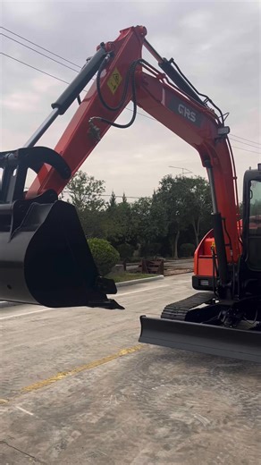 China mini excavators:Do you like red machines? #excavator #digger #loader #excavators #diggers #miniexcavator #minidigger #minipelle #minidiggers #tractor #excavatorsforsale #earthmoving #earthmover #excavatorattachments #attachment #excavatorattachment #electricexcavator #batterypowered #newenergyexcavator #backhoe #forklift #slewingbearing #hydraulicmotor #rotarytableslewingsupport #excavatorpartshop #hydraulic #lawn #lawnmower #mower | China Mini Excavators