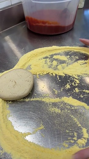 Volume up 🎧🍕 #asmr #dominoscanada #fyp #brooklynpizza