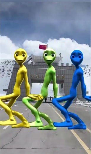 Big alien chase T-rex chasingpart-103#sorts #alien#YouTube#alien #alien#dinner