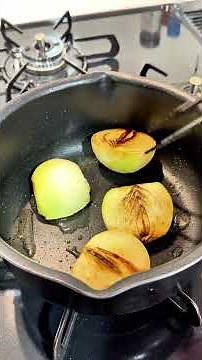 How to Make Seriously Delicious Charred Onion Soup🧅 #onionrecipes #wienerrecipes #onionsoup #soup...