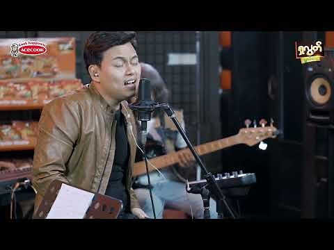 အသည်းကွဲဧည့်သည် - ၿဖိဳးျပည့္စုံ (Acecook Live)