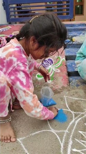 ayyoo kutti muggulo color antha padesinava enka nenu video thistha ani motham padesinda akka