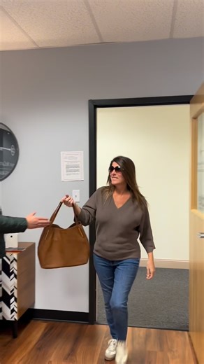 𝐒𝐡𝐚𝐧𝐧𝐨𝐧 𝐌𝐜𝐂𝐚𝐫𝐭𝐡𝐲 𝐓𝐞𝐚𝐦 on Instagram: "Huge shoutout to Joy Boisvert for absolutely crushing it in 2025 ⭐️ With 26 five-star reviews, Joy earned the title of most 5-star client reviews on the Shannon McCarthy Team — and that says everything about the care, dedication, and heart she brings to every single client experience. Consistent. Trusted. A total rockstar. We’re so proud to have you on our team, Joy 👏✨ #ShannonMcCarthyTeam #FiveStarService #ClientReviews #RockstarAgent #To