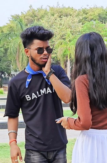 699K views · 23K reactions | Sahi to bola hun ....#short #viralvideos #instagood #instagram #instadaily #reels #viralvideos #viralreels #viral #shortsviral #public #place #comedy #comedyvideos #funny #viralreels #funnyvideos #shorts #viral #shortsfeed #foryou #foryoupage #trandingsong #trandingreels #explore | Vishal Singh Yadav | Facebook